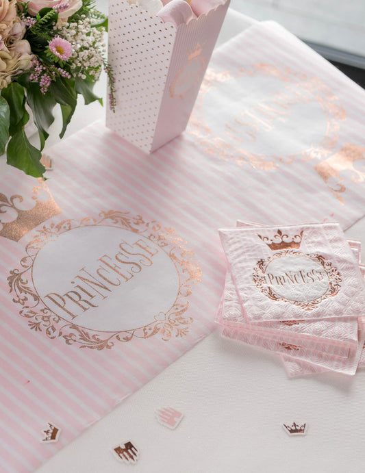 Mise en situation sur table des serviettes Princesse rose gold