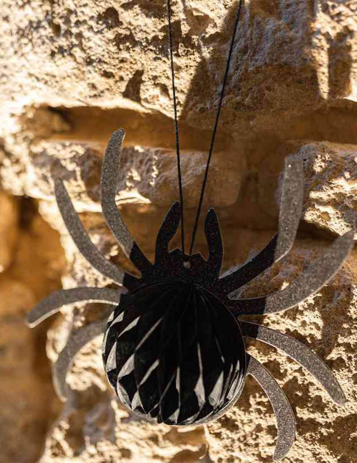 3 aranhas de papel colmeia preto com purpurina 14 x 12 x 6 cm