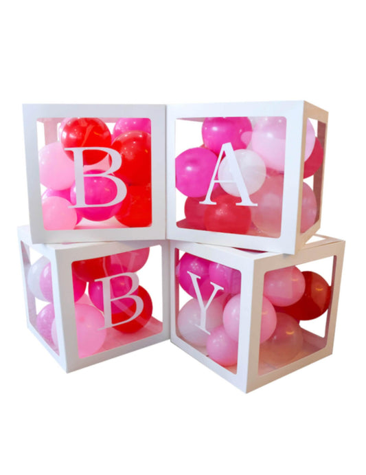 Vue de face des 4 cubes à ballons en carton baby pour baby shower