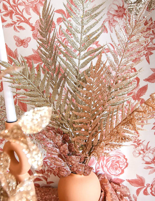 Mise en situation dans un vase des 6 branches sur tige pour décoration de Noël