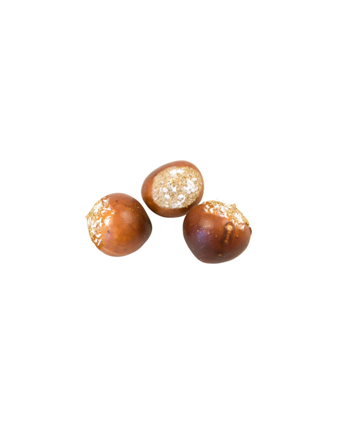 Castanhas artificiais com neve para mesa castanho e branco
