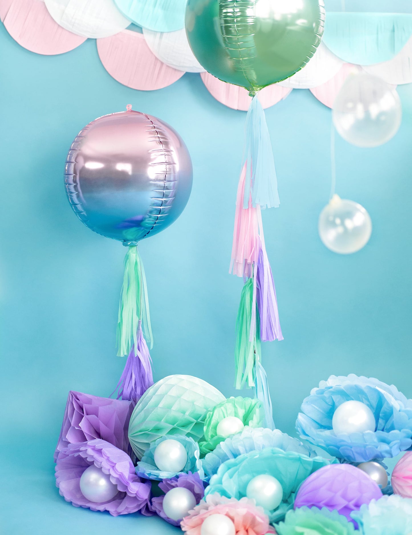 Balão esfera de alumínio degradê rosa e azul 35 cm inflável com hélio