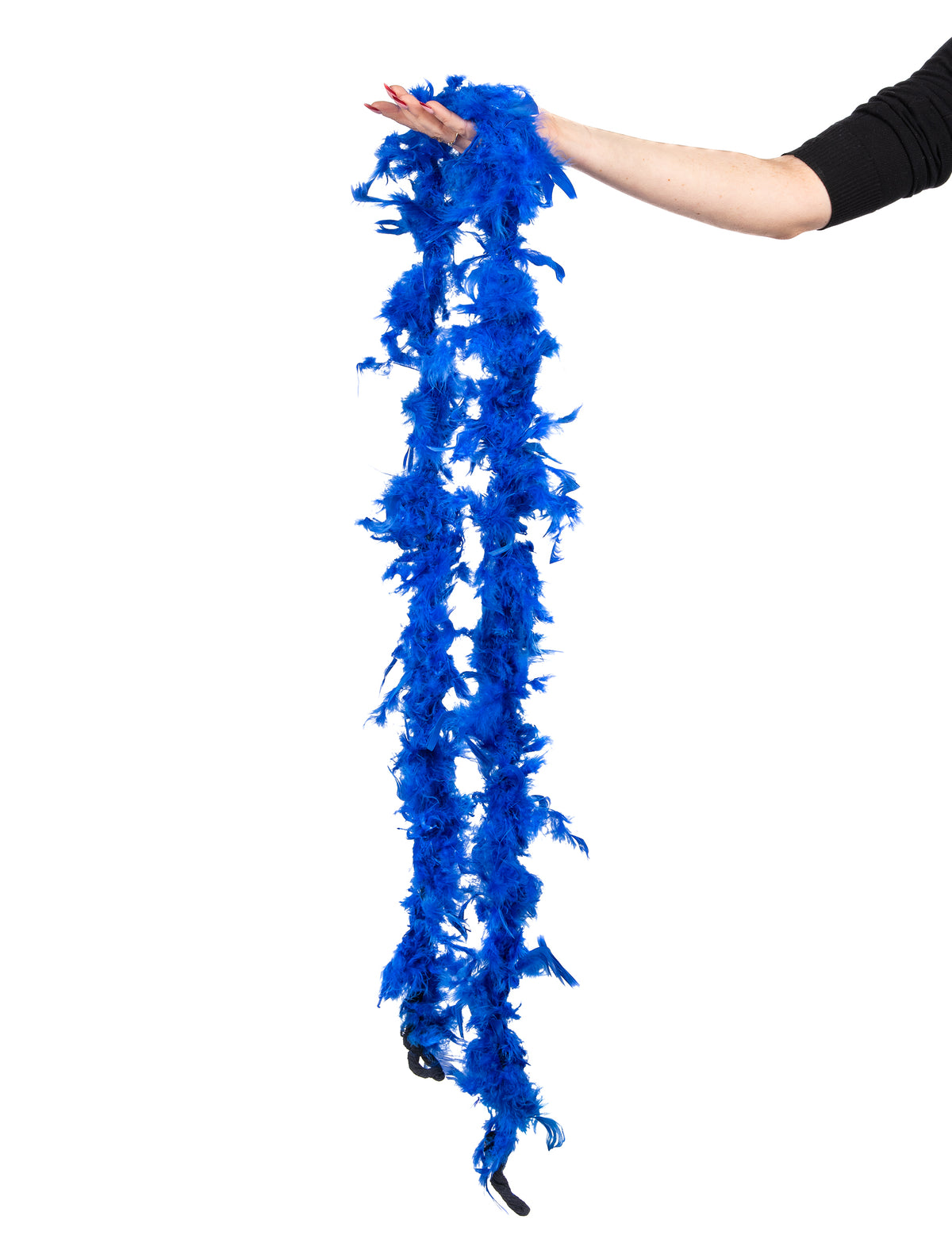 Détail tenu à la main du boa bleu foncé pour femme 40g