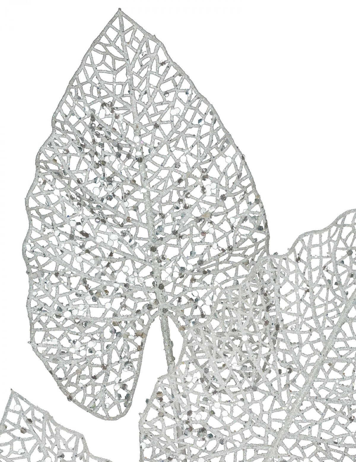 Gros plan sur les paillettes d'une feuille de la branche décorative 5 feuilles pour fête