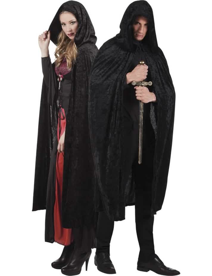 Capa de halloween para adulto preta com aspecto de veludo