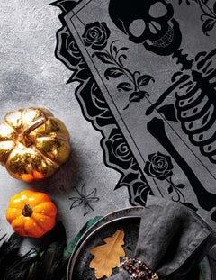 Louça descartável e reutilizável de Halloween
