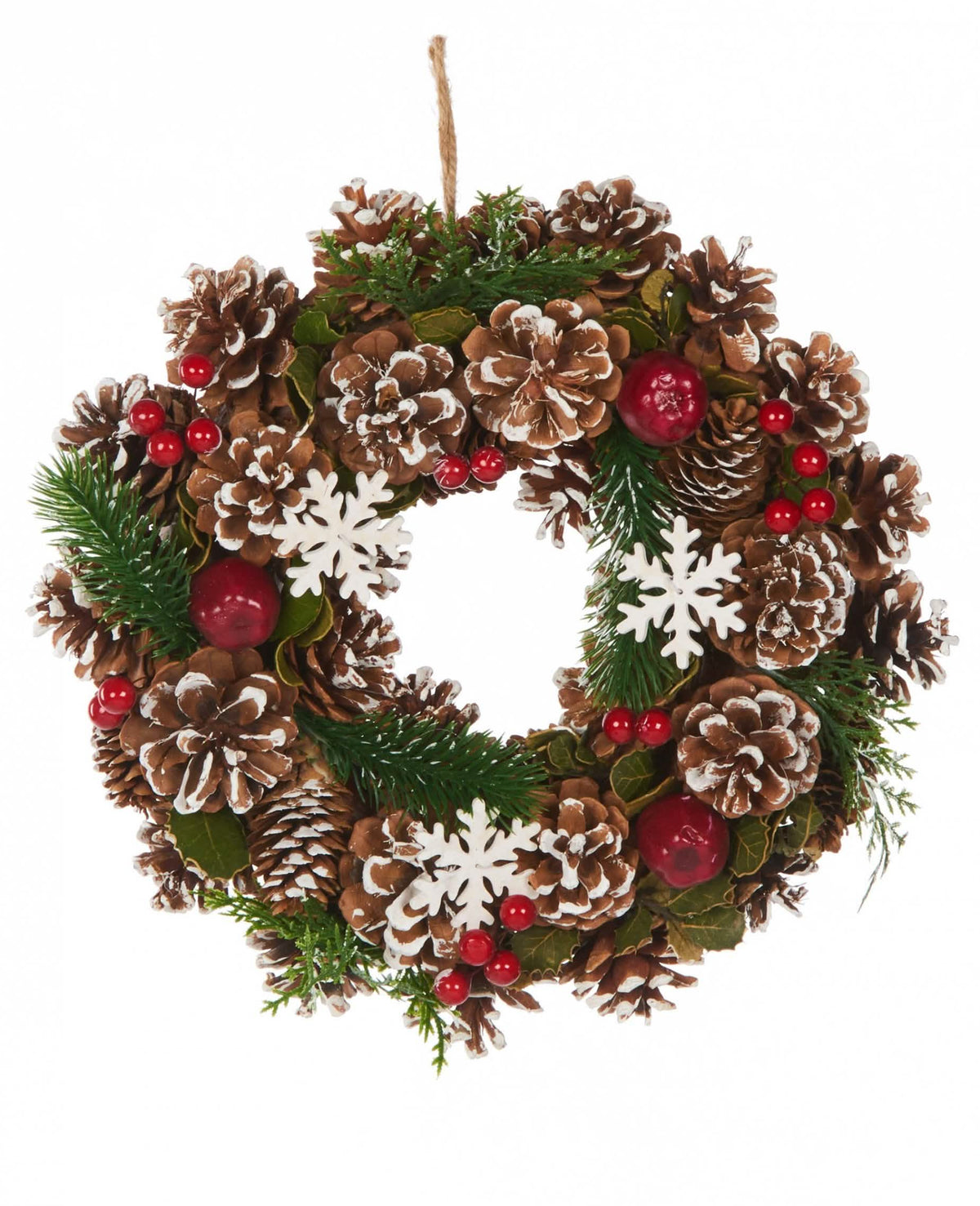 Coroa de natal tradicional para decoração com pinhas e bagas vermelhas