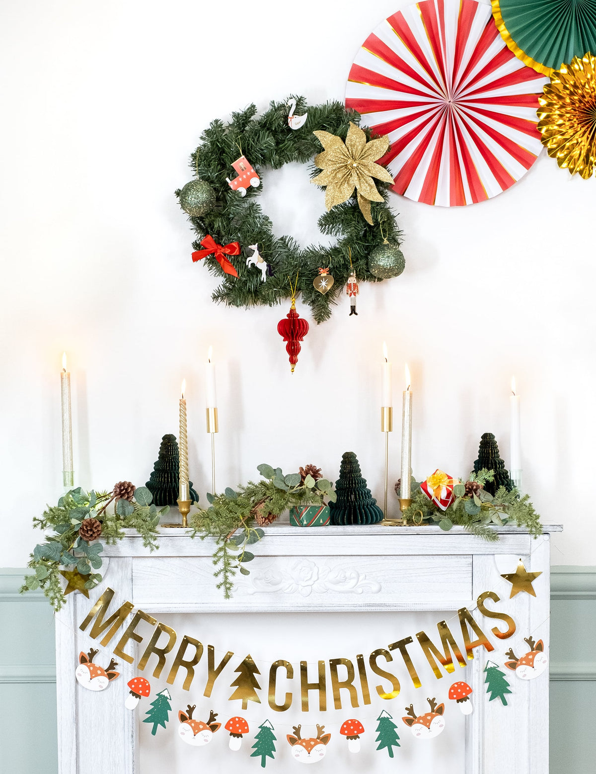 Mise en situation de la couronne de sapin synthétique pour décoration