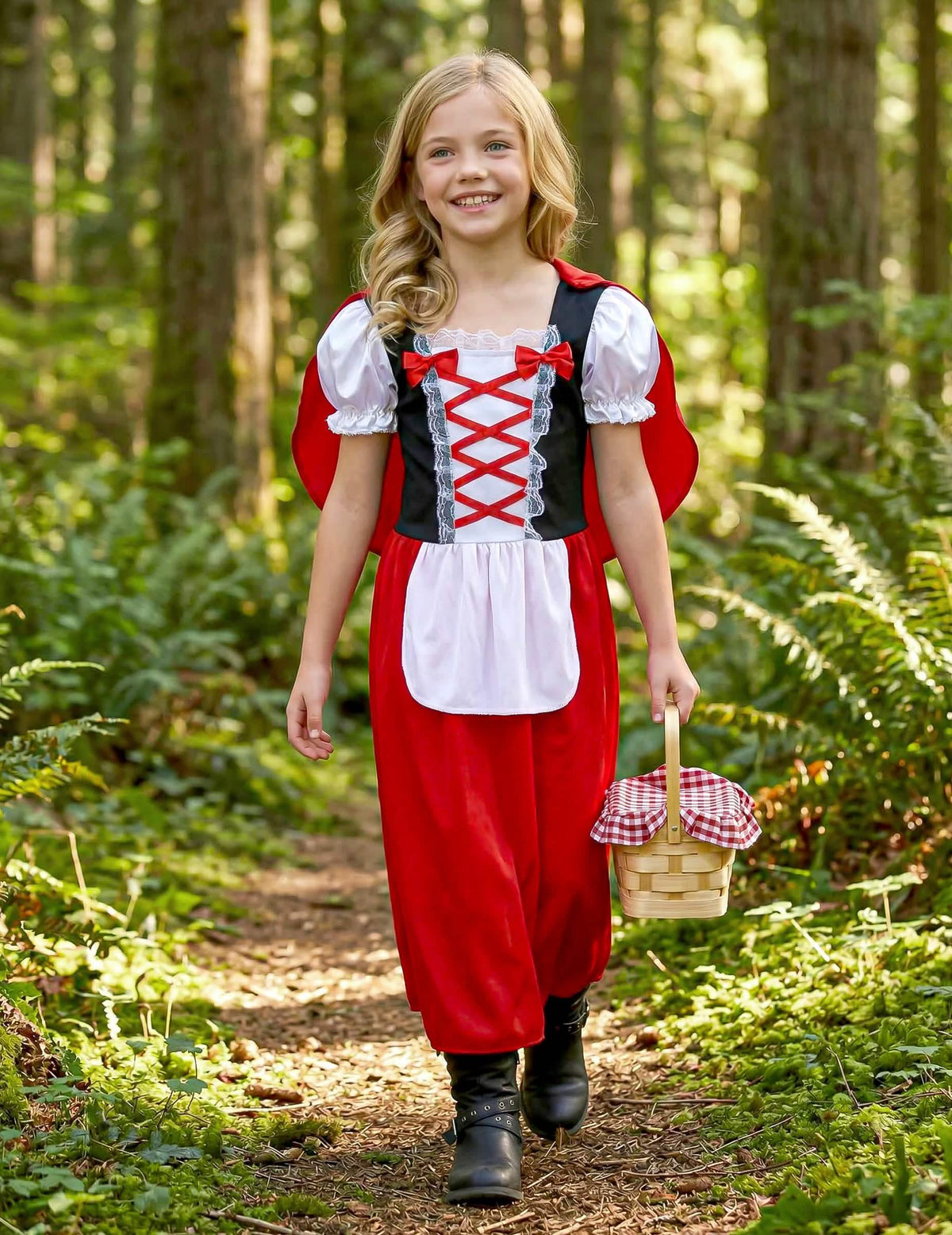 Mise en situation du déguisement Chaperon rouge long