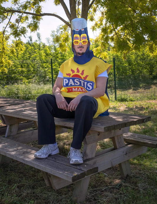 Disfarce pastis homem