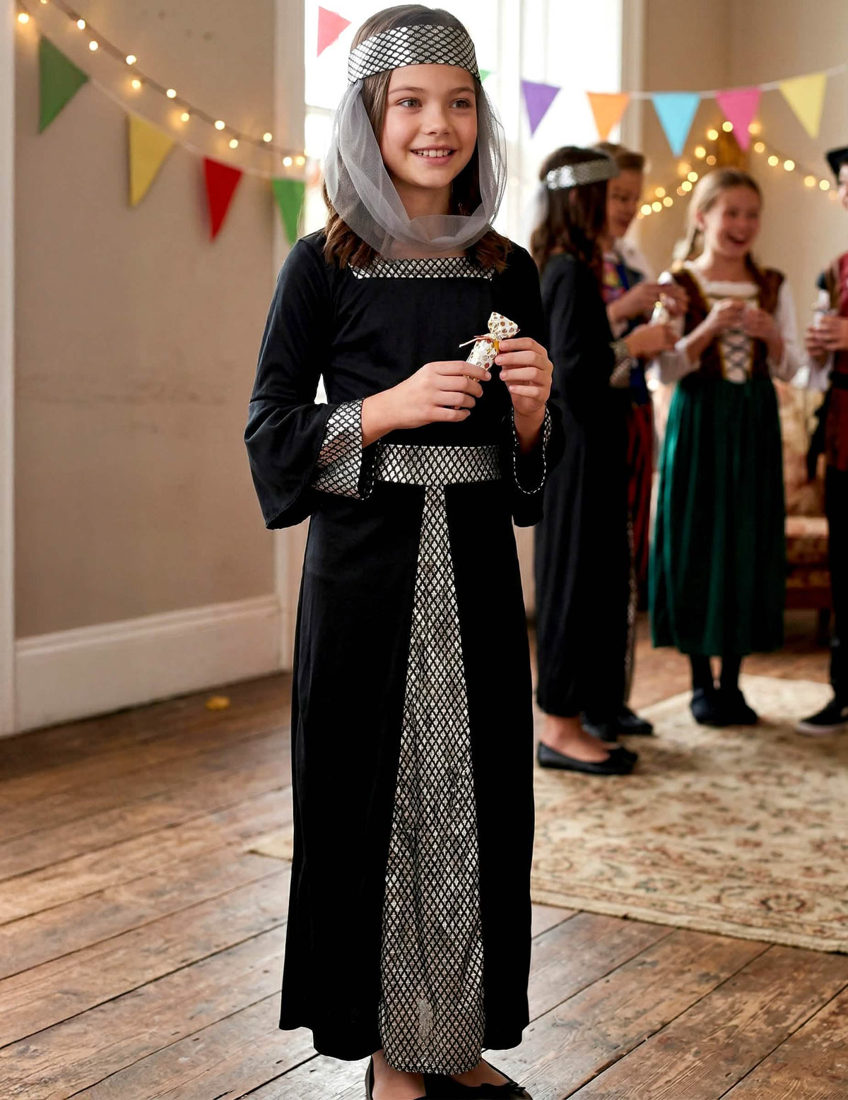 Encenação do disfarce de princesa medieval para menina