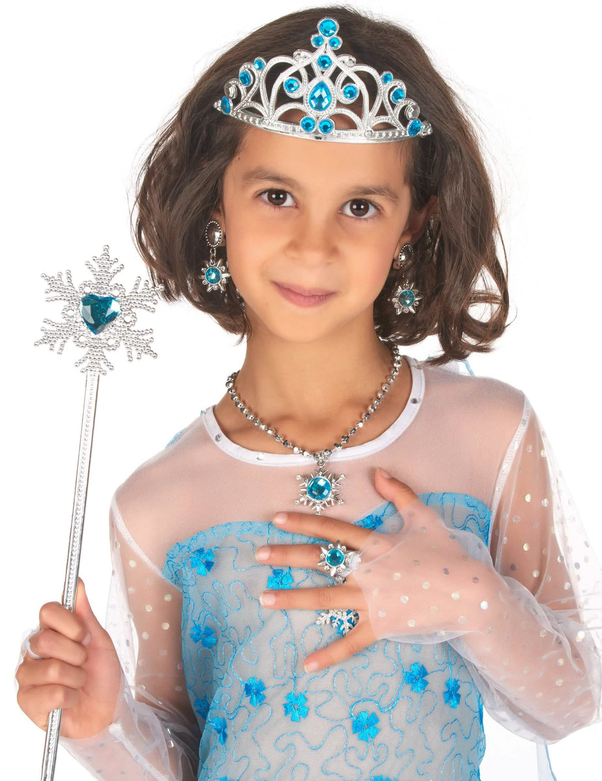 Close-up da coroa, do colar e da varinha do Kit de 6 acessórios de princesa