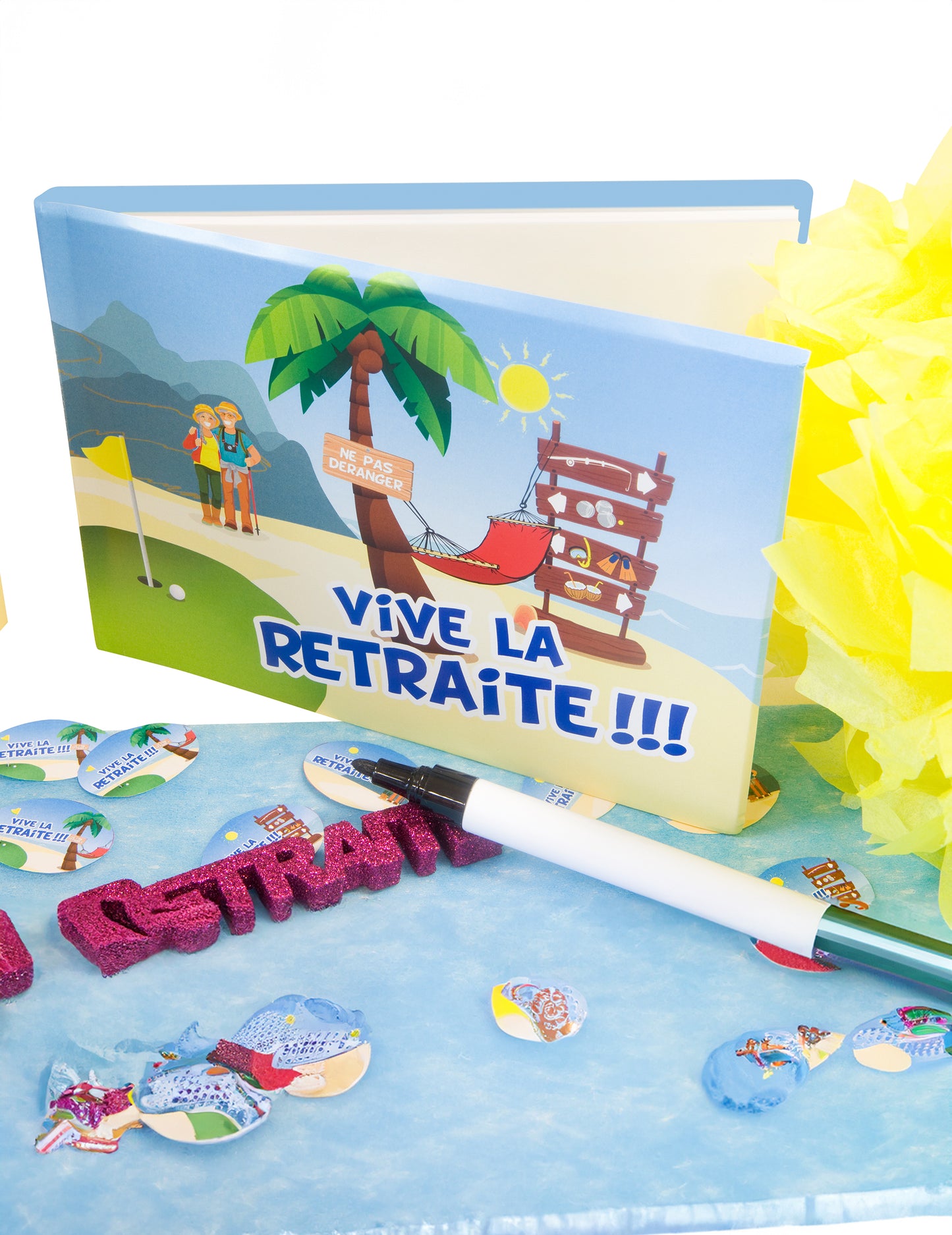 Mise en scène avec stylo et décorations du Livre d'or Vive la Retraite pour adulte