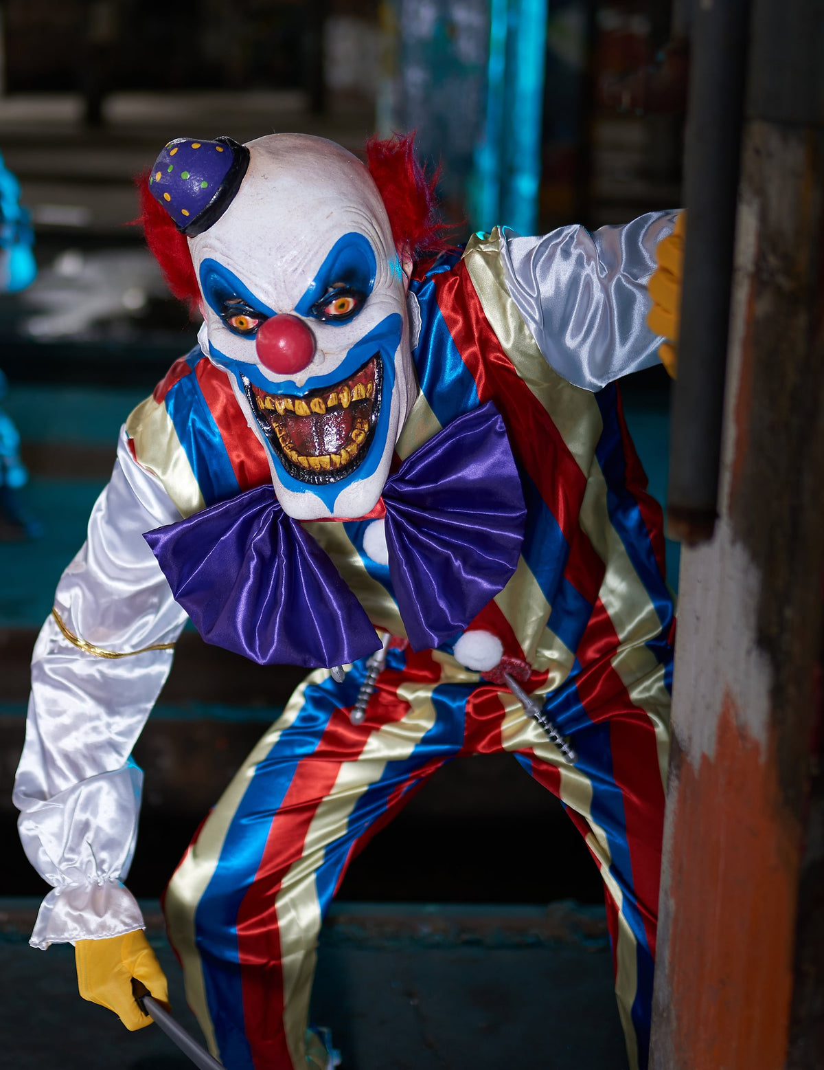 Vue de face du masque latex clown effrayant