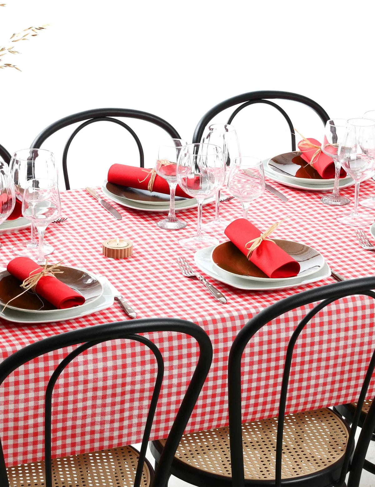 Toalha de mesa em TNT xadrez vichy vermelho 120 cm x 5 m