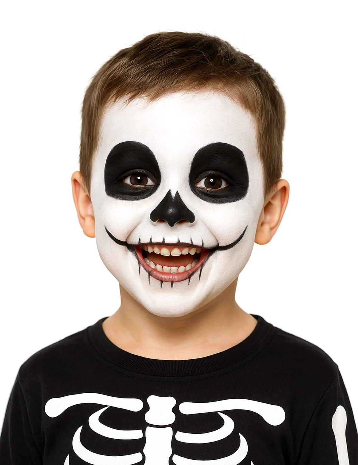 Maquillage de squelette réalisé avec la palette maquillage noir et blanc