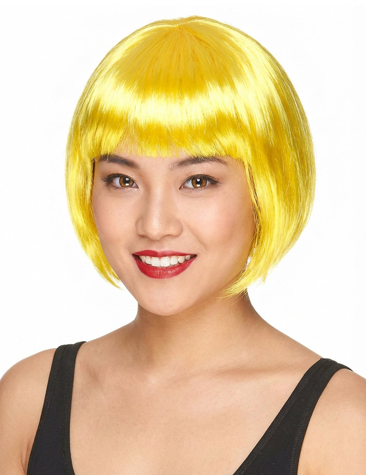 Vue de face de la perruque courte pour femme jaune coupe au carré