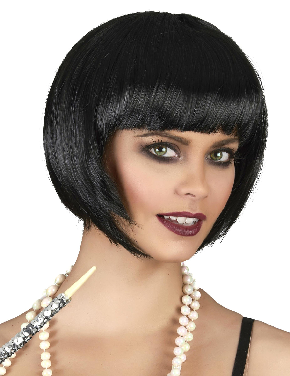 Perruque courte pour femme noire lisse à frange