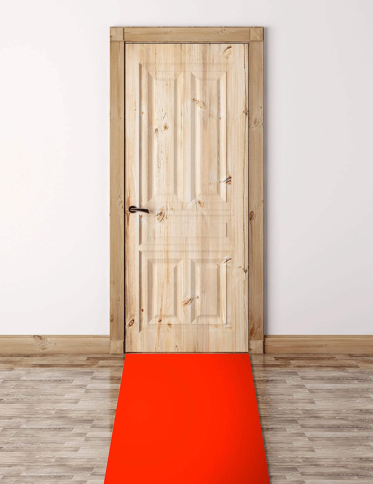 Em pose diante de uma porta do tapete vermelho VIP para festa