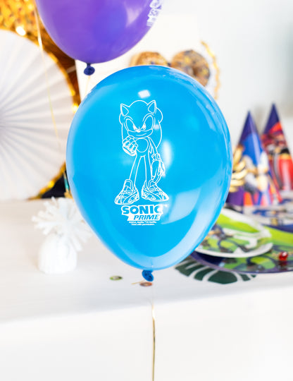 Mise en scène d'anniversaire avec le ballon bleu des ballons latex Sonic Prime