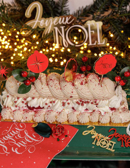 10 confetis Feliz Natal vermelho e dourado 6,5 x 3,5 cm