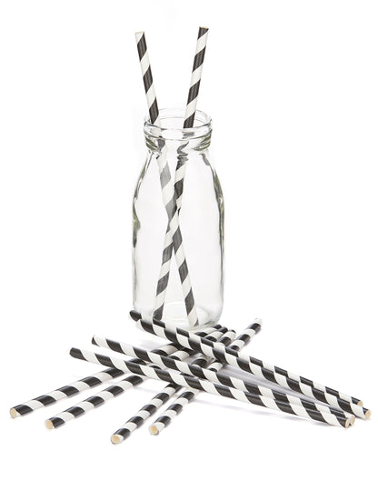 Mise en situation des pailles en carton rayées noires et blanches