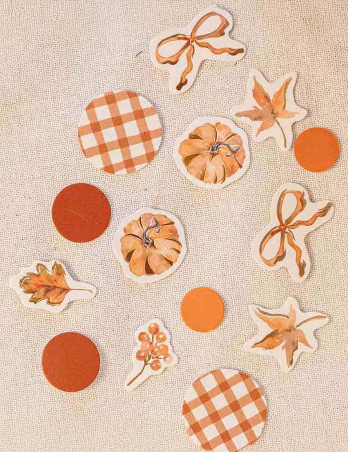 100 confetis Cottage Living em papel creme terracota e ouro 3 cm