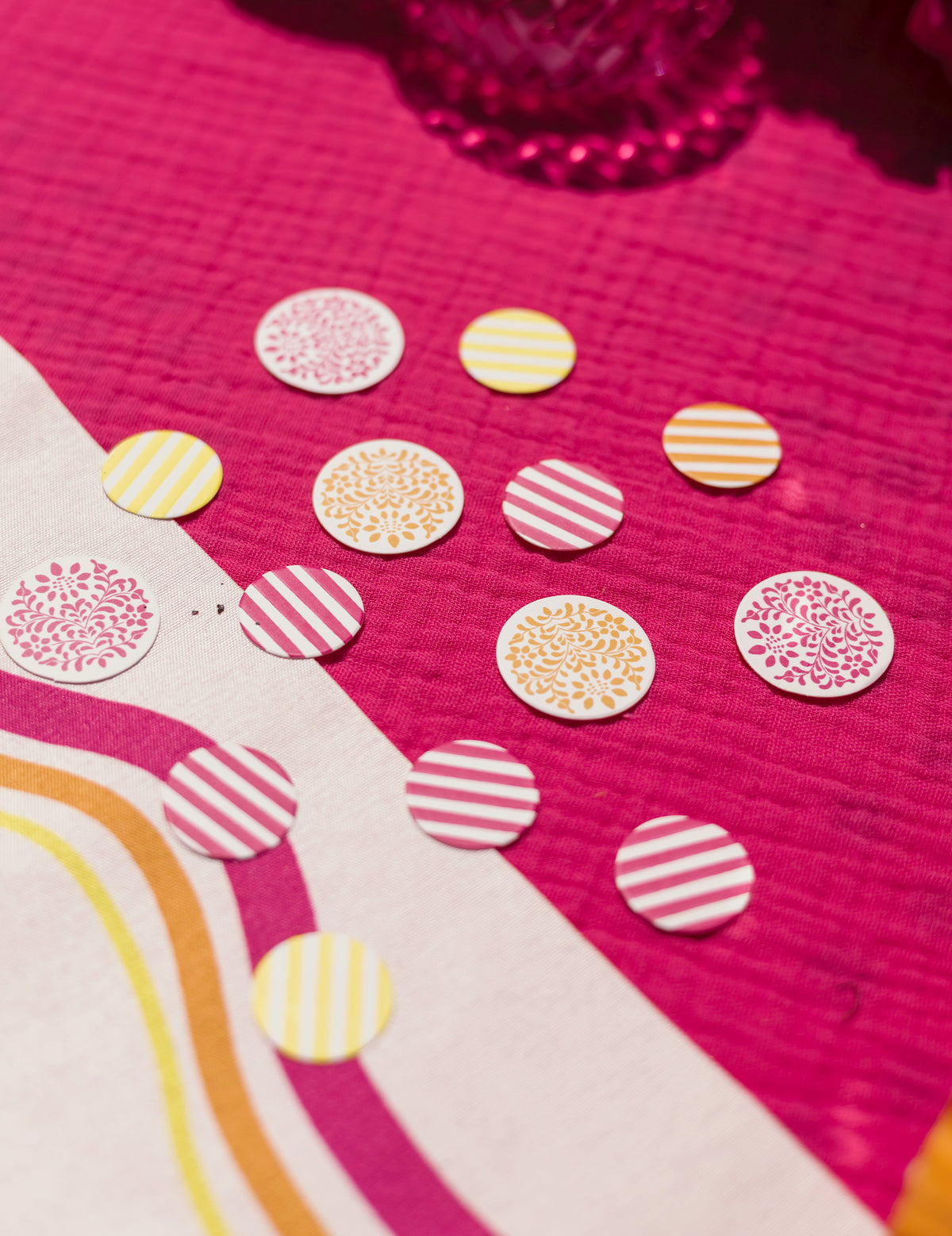 100 Confetes de papel Pink Limonade 2,5 cm