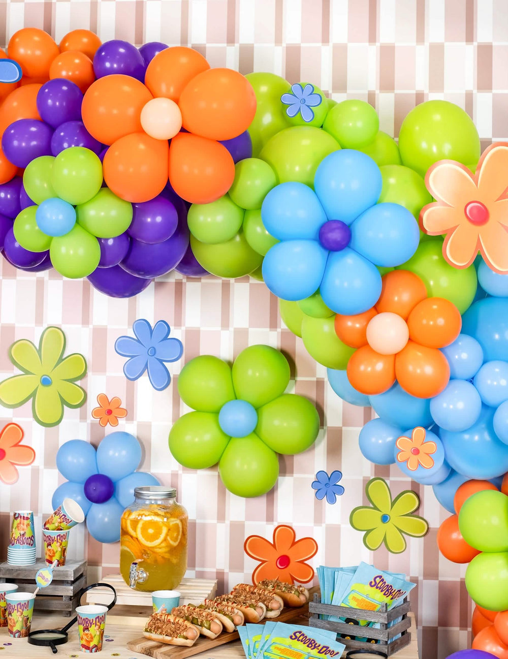 Encenação durante um lanche do mini balão em látex decoração de aniversário verde claro
