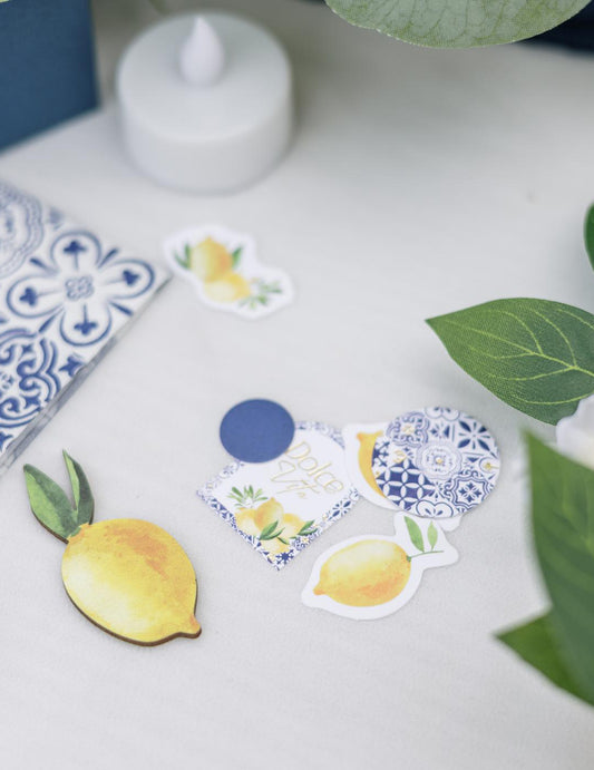 12 confetes de limão em madeira amarelo e verde decoração de mesa
