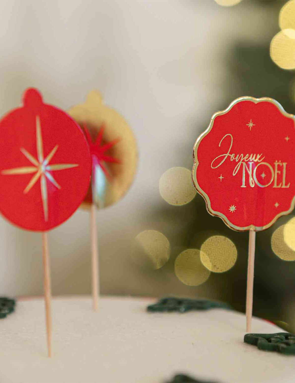 12 palitos Feliz Natal intemporal vermelho e dourado 9 cm