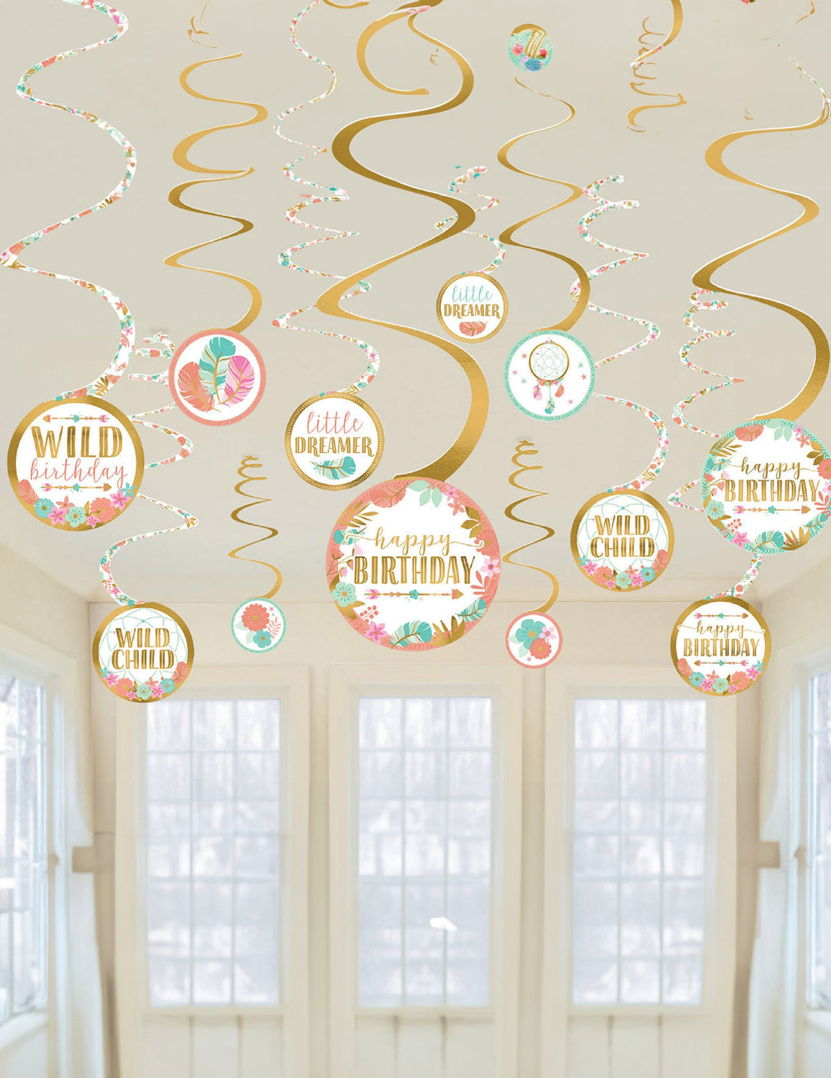 Suspensions à spirale anniversaire boho pour fête dorées et blanches avec motifs de plumes et fleurs