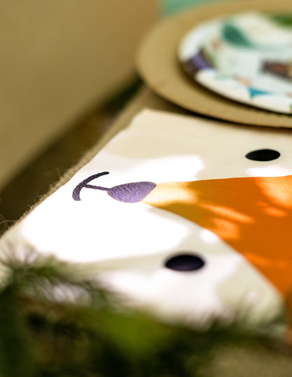 Détail du motif des serviettes en papier tête de renard