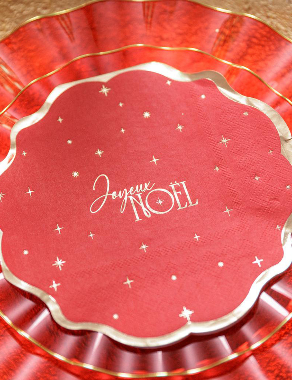16 guardanapos Feliz Natal intemporal vermelho e dourado 32 x 32 cm