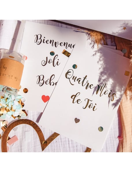 Détail des messages Bienvenue joli Bébé et Quatre Mois de Toi des 18 cartes étapes de grossesse souvenirs baby shower