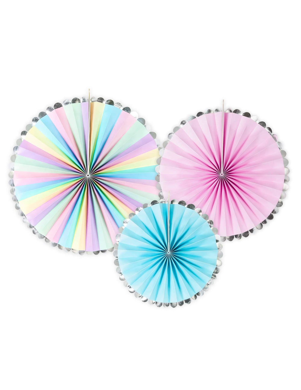 Rosetas decorativas pastel e prateadas para festa multicoloridas