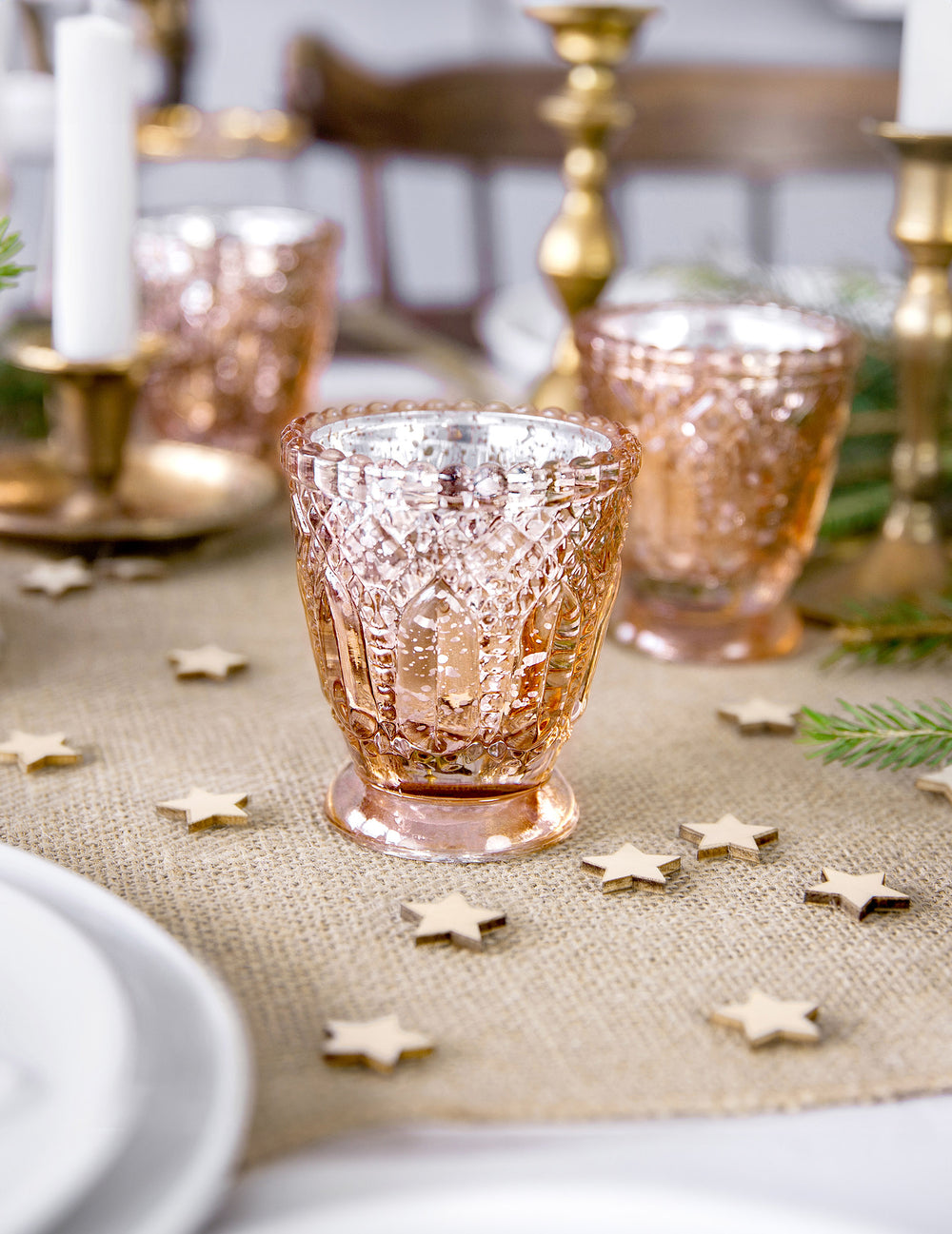 Mise en situation sur une table du photophore en verre décoration de mariage