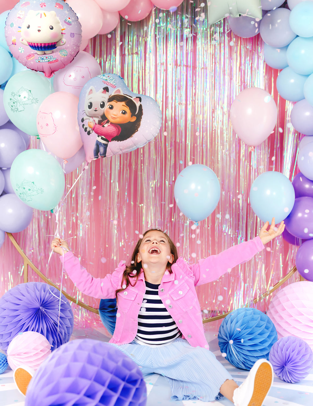 Ambiance de fête avec enfant des 6 Ballons latex Gabby et la maison magique