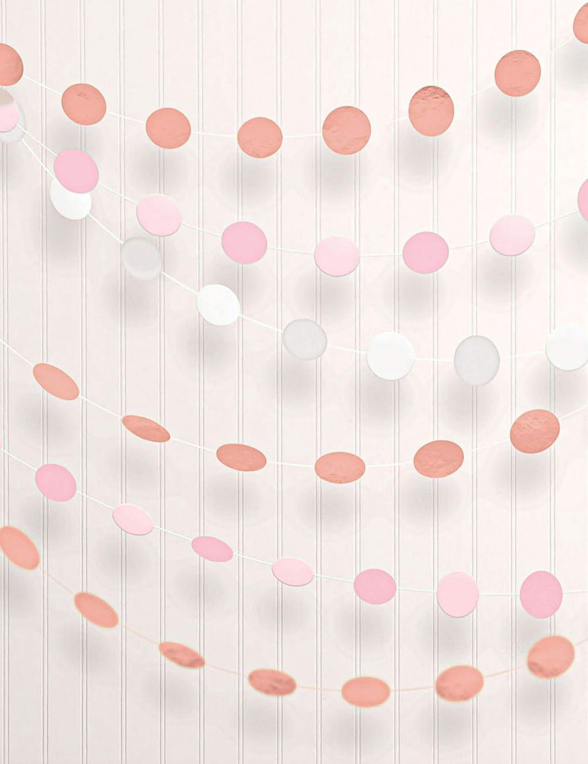 Guirlanda de papel com círculos cor de rosa gold para decoração de festa cor de rosa e branco