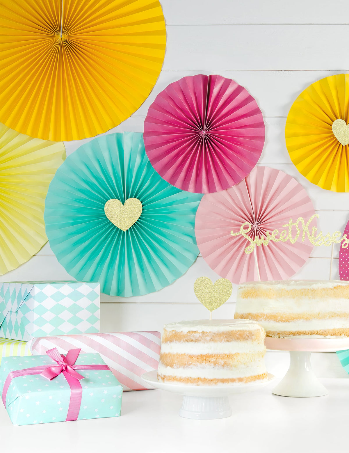 6 Pics cœurs dorés à paillettes pour décoration de fête