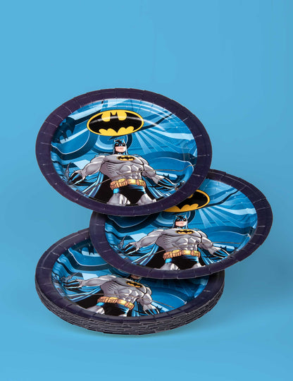 Vue en pile des assiettes en carton Batman