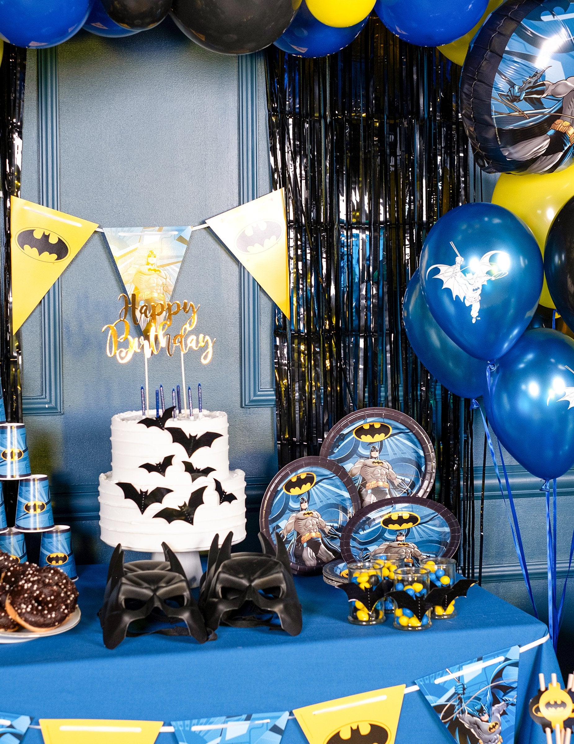 Décoration de table d'anniversaire des assiettes en carton Batman