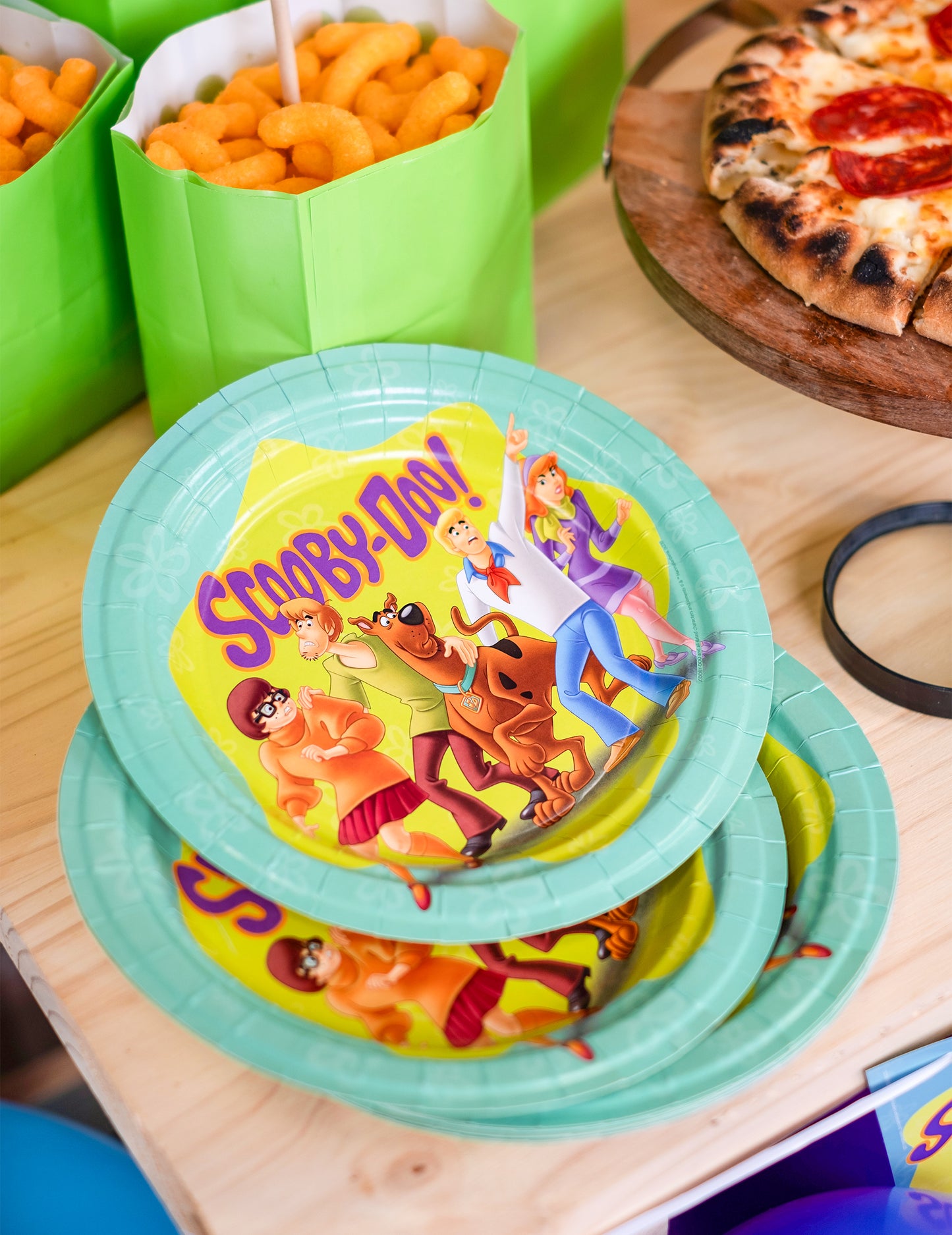 8 Assiettes en carton Scooby-Doo™ 23 cm