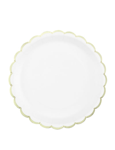 Assiettes en carton festonnées pour fête blanches et or