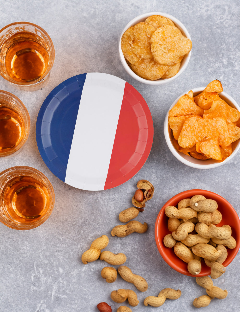 Mise en situation avec apéritif de l'assiette tricolore pour fête