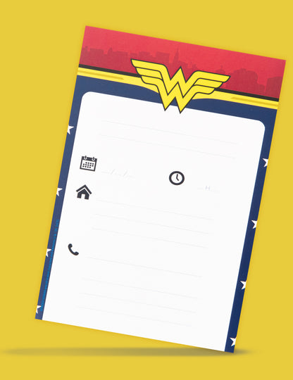 Détail du verso des cartes d'invitation avec enveloppes Wonder Woman