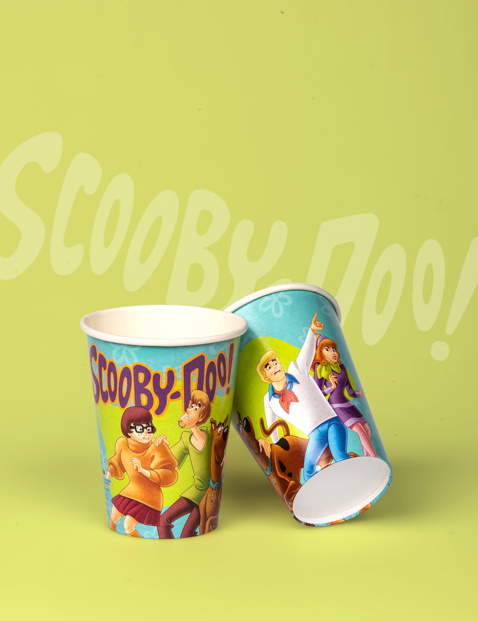 Détail des personnages illustrés du gobelet en carton Scooby-Doo
