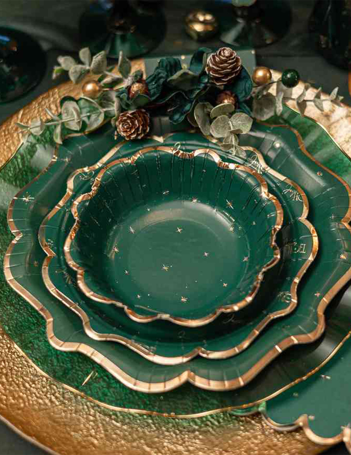 8 pequenos pratos Feliz Natal intemporal verde escuro e dourado 18 cm