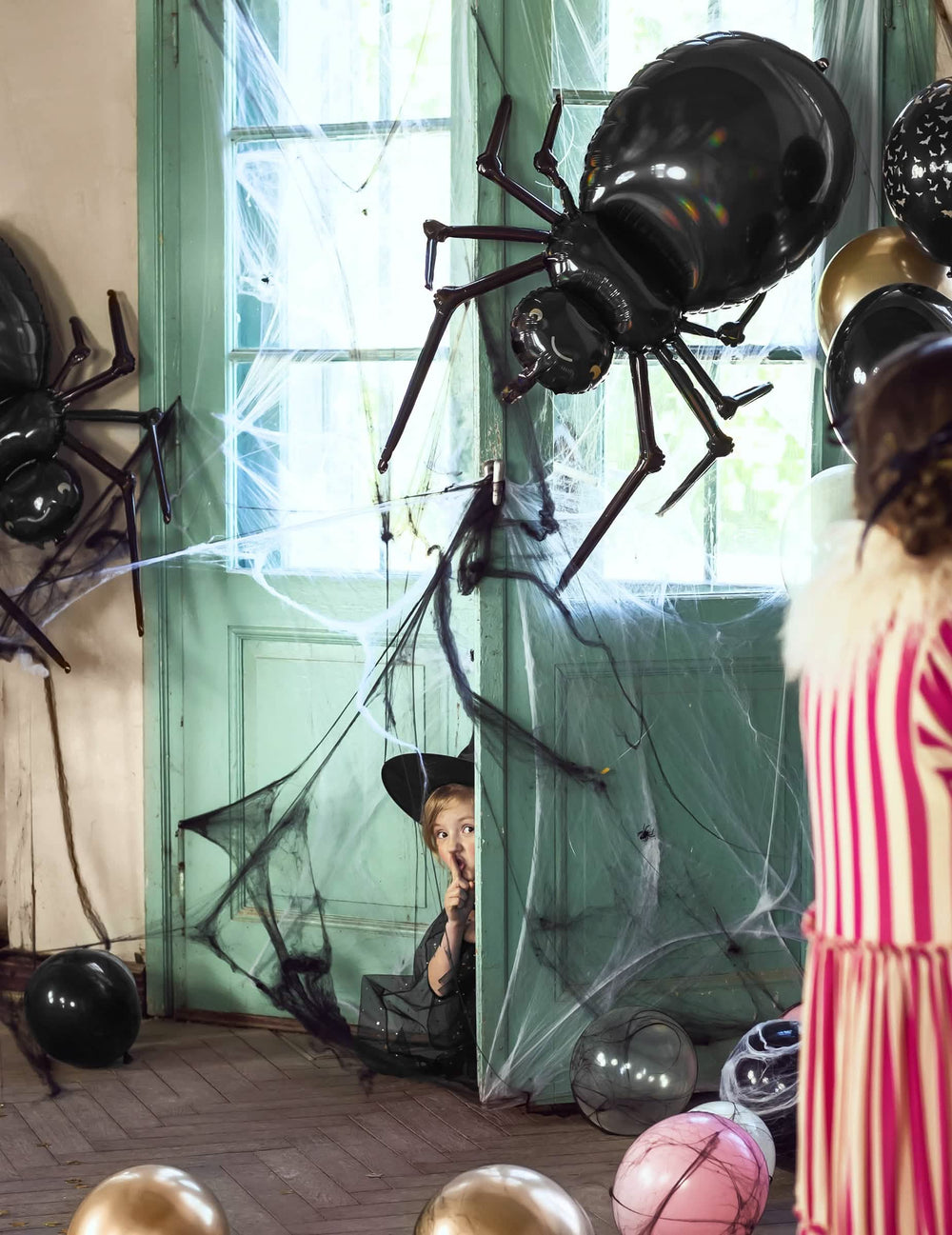 Montado numa porta com o balão de alumínio aranha