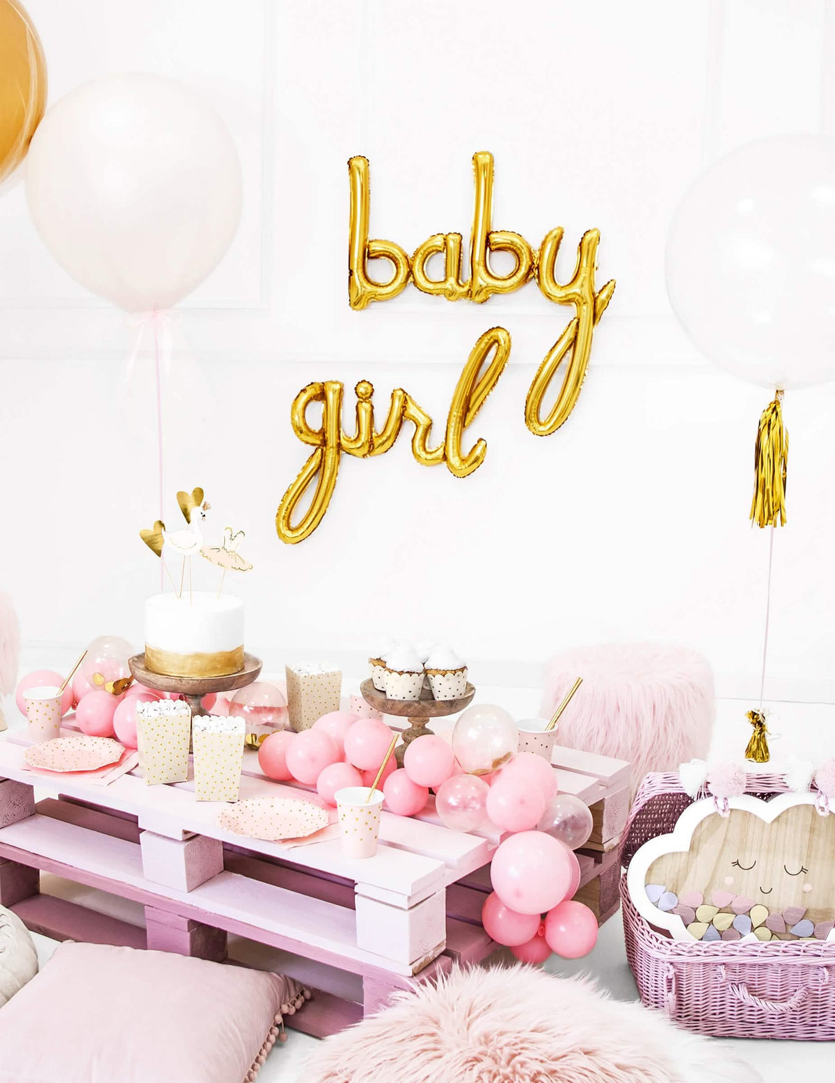 Encenação de baby shower do balão de alumínio baby